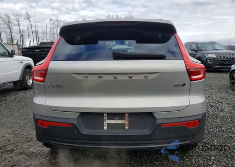 2023 Volvo Xc40 Ultimate z USA, uszkodzony, nr VIN YV4L12UX2P2002969